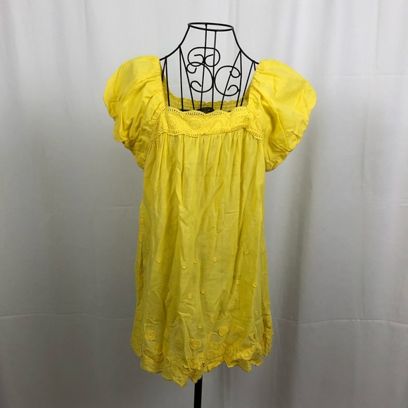 Apt. 9 Tops - Apt. 9 yellow puff sleeve embroidered cotton top L